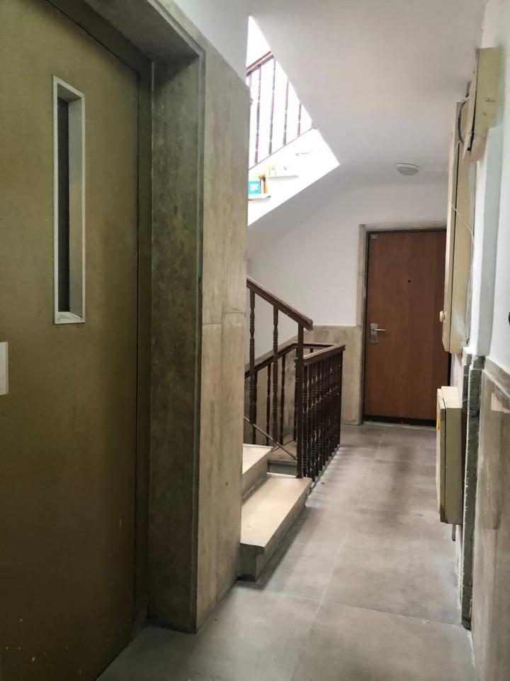 Authentic One Bedroom Apartment In City Center エルサレム エクステリア 写真